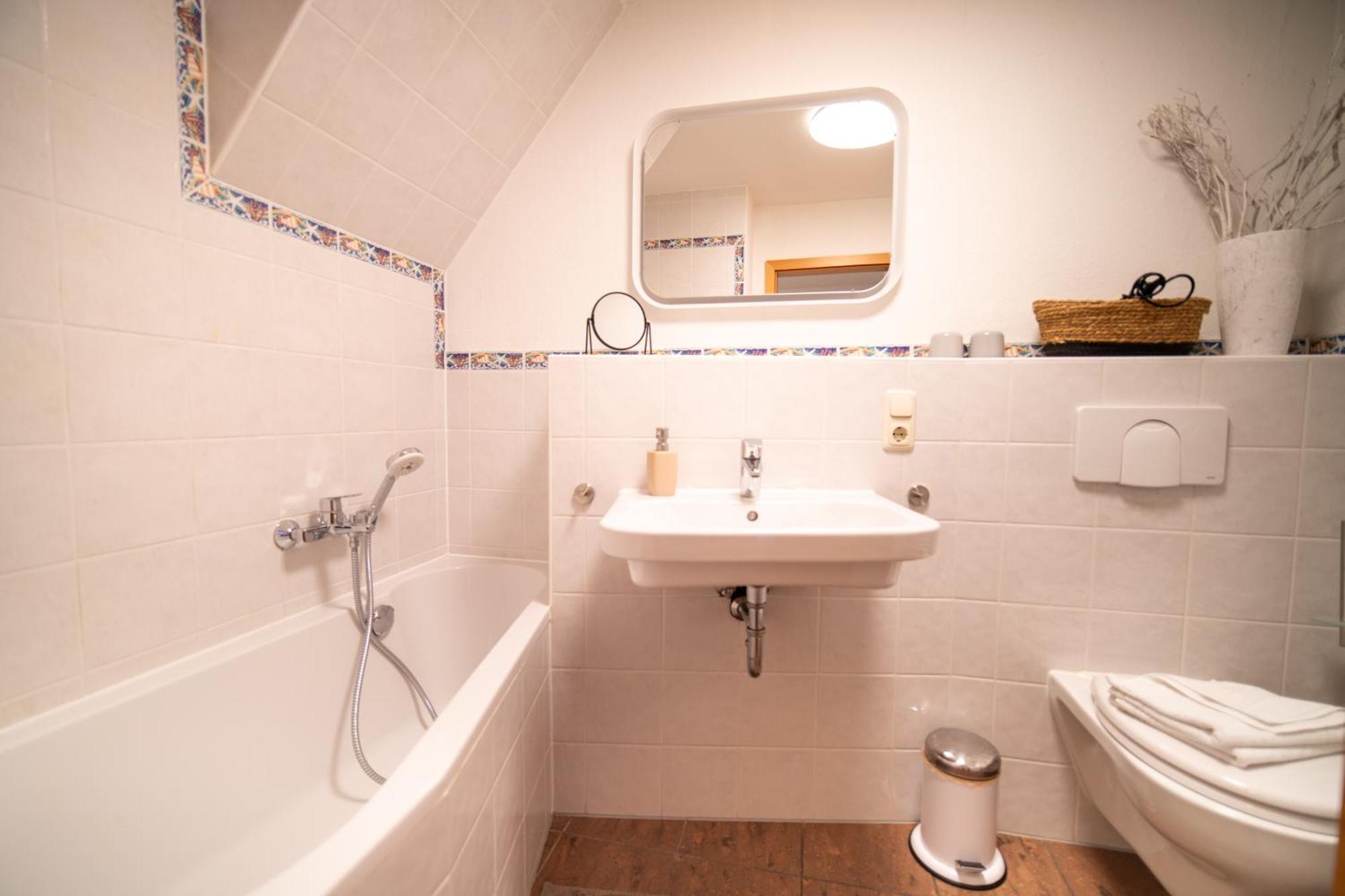 Reetdachhaus Holunder 2 Villa Puddemin ภายนอก รูปภาพ