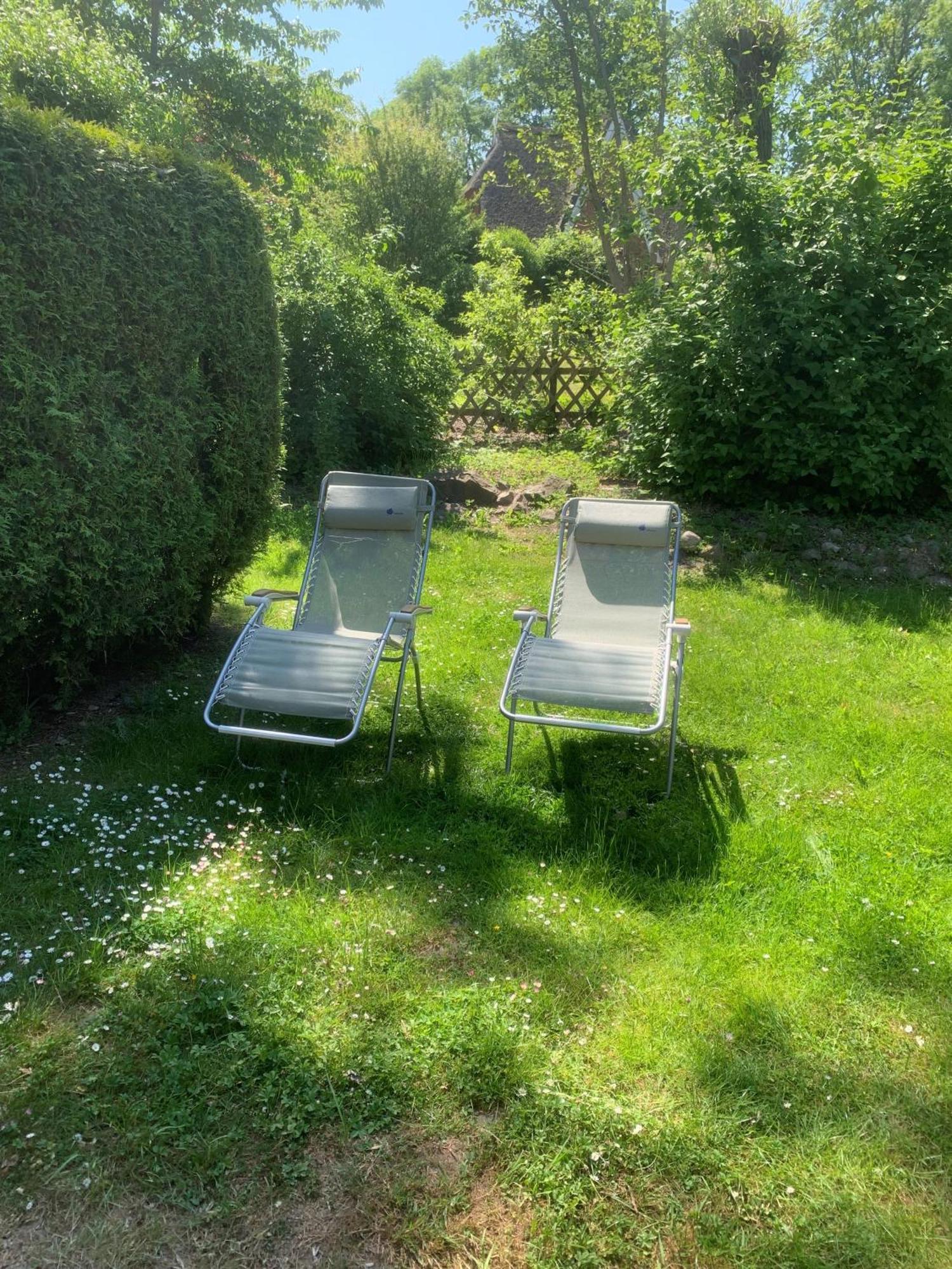 Reetdachhaus Holunder 2 Villa Puddemin ภายนอก รูปภาพ